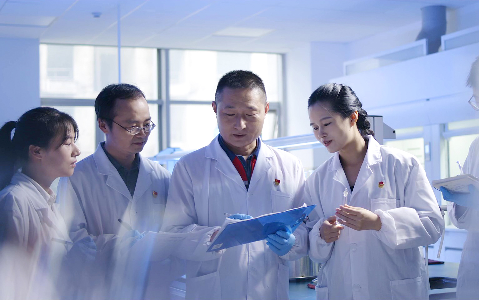 1711094324862016855.jpg 研發(fā).jpg